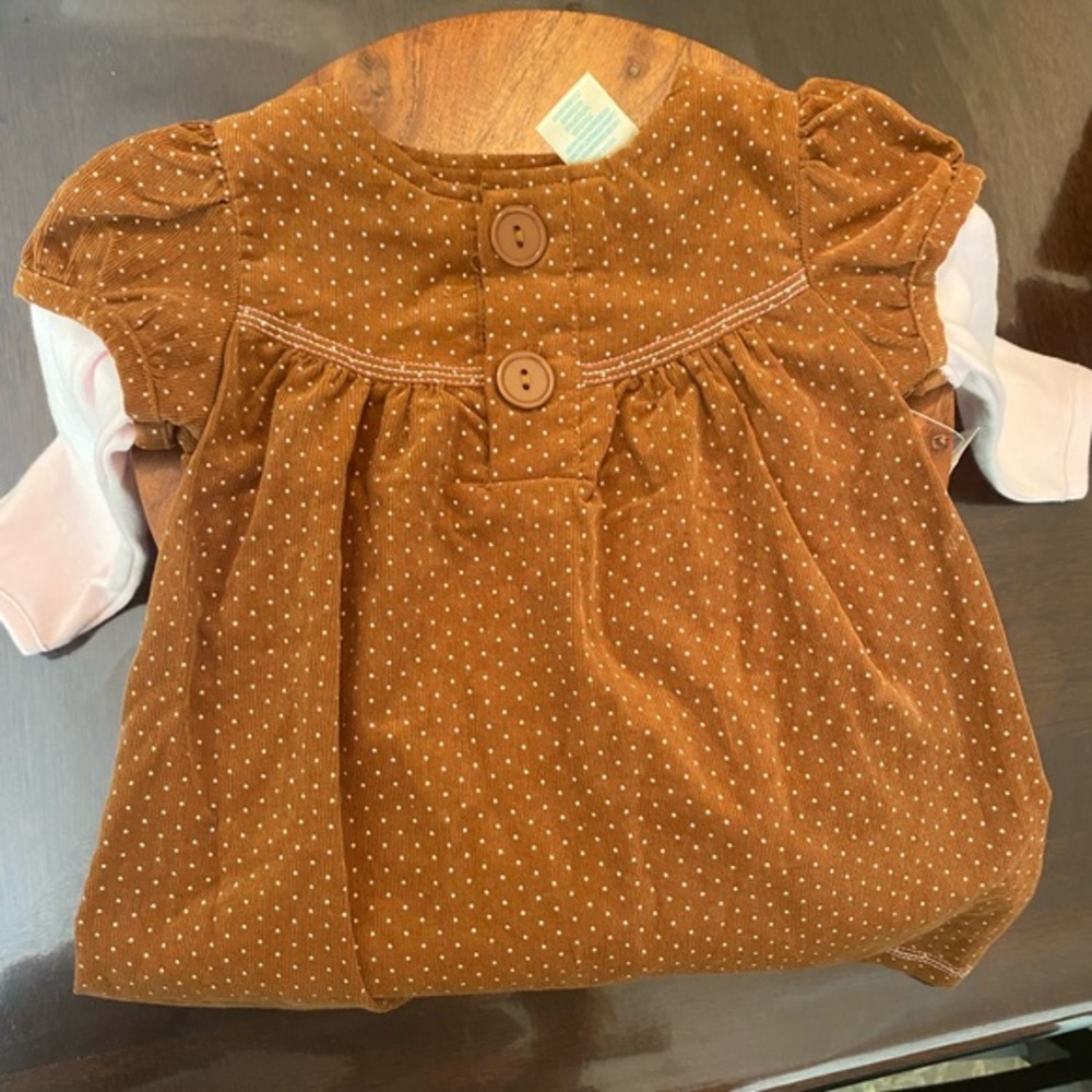 Baby girl dress, long sleeves. Pink sleeves,‎ size 6/9 months